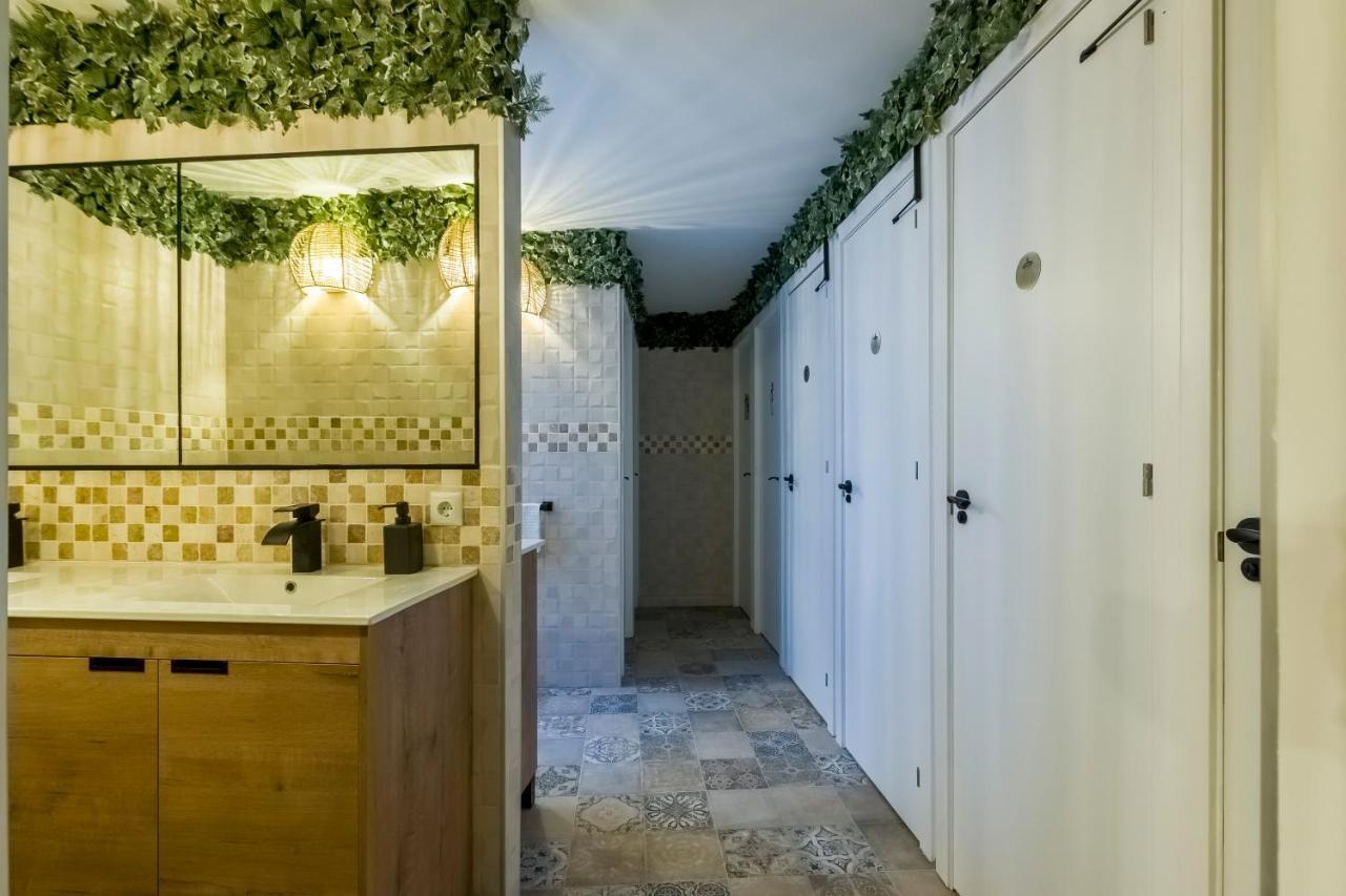 بيت شباب Santo - Coworking - Coliving - مدريد المظهر الخارجي الصورة
