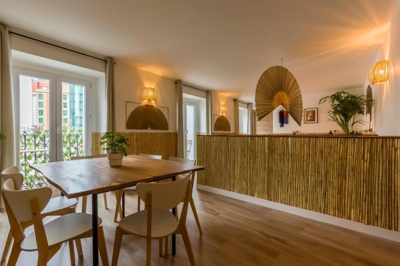 بيت شباب Santo - Coworking - Coliving - مدريد المظهر الخارجي الصورة